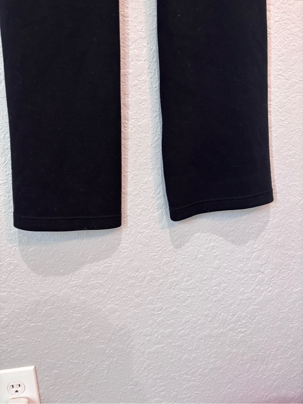 Preowned Spanx leggings wide leg black petite sz:S bottom cut #174 - Picture 4 of 6